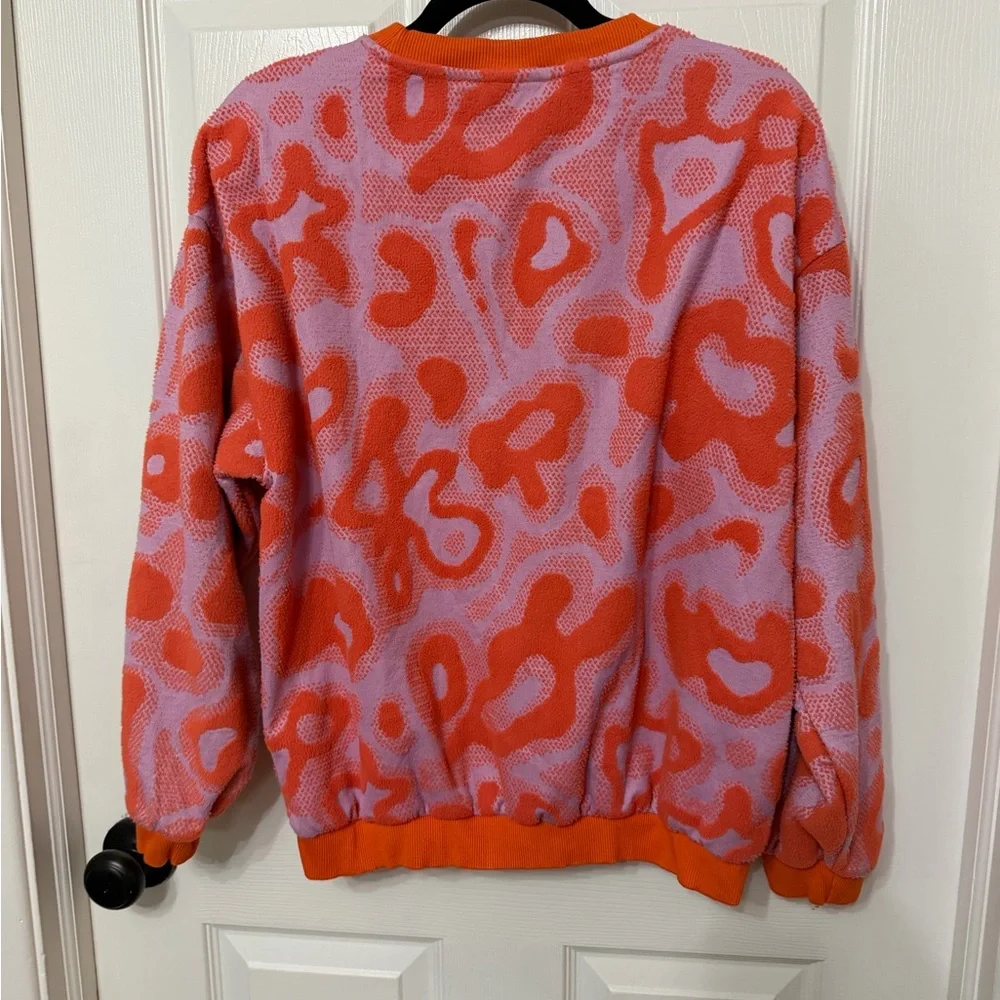 NIKE youth XL crewneck‎ leopard textured orange and pink